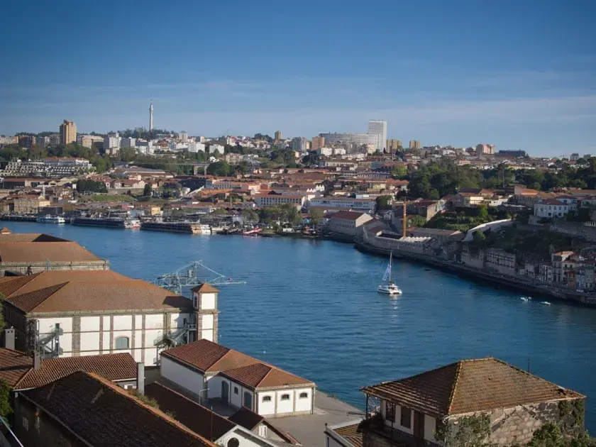 Rečne plaže reke Duro: Celovit vodnik 2026