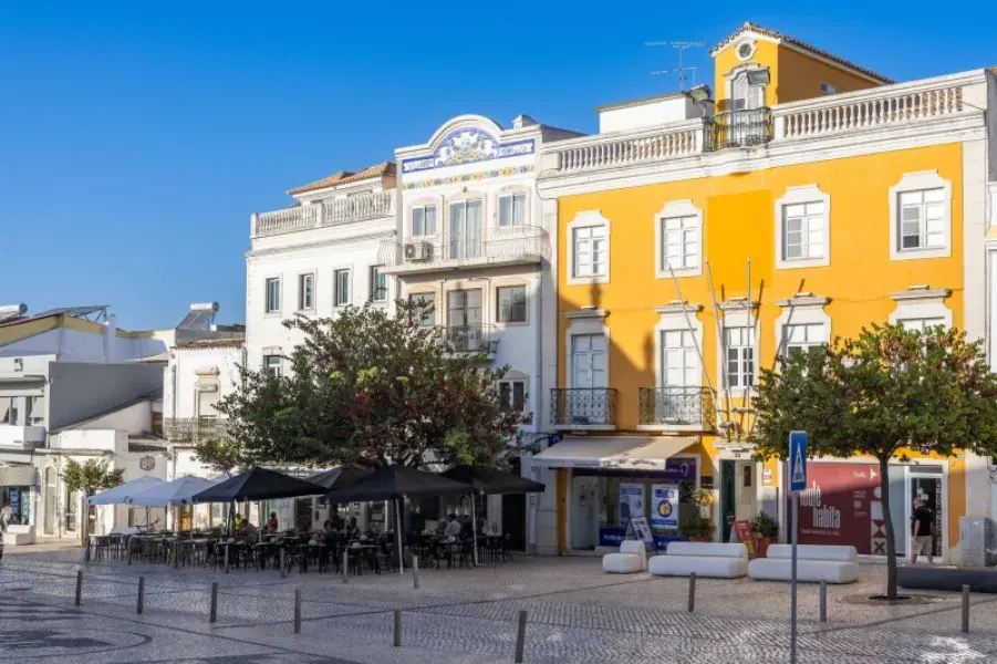 Albufeira Beach Hotel by Kavia