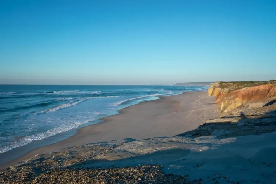 Portugal Tem 10 das 25 Melhores Praias da Europa em 2026: Veja o Ranking Completo