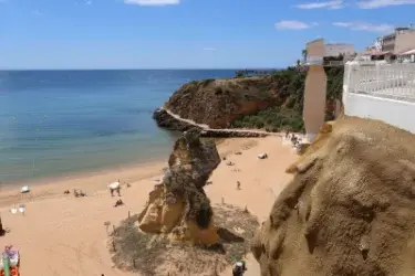 Vilamoura และ Quarteira: คู่มือชายหาดฉบับสมบูรณ์และสิ่งที่ควรทำในปี 2026