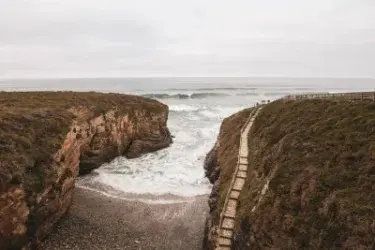 Aljezur: Guia Completo das Praias de Surf da Costa Vicentina 2026