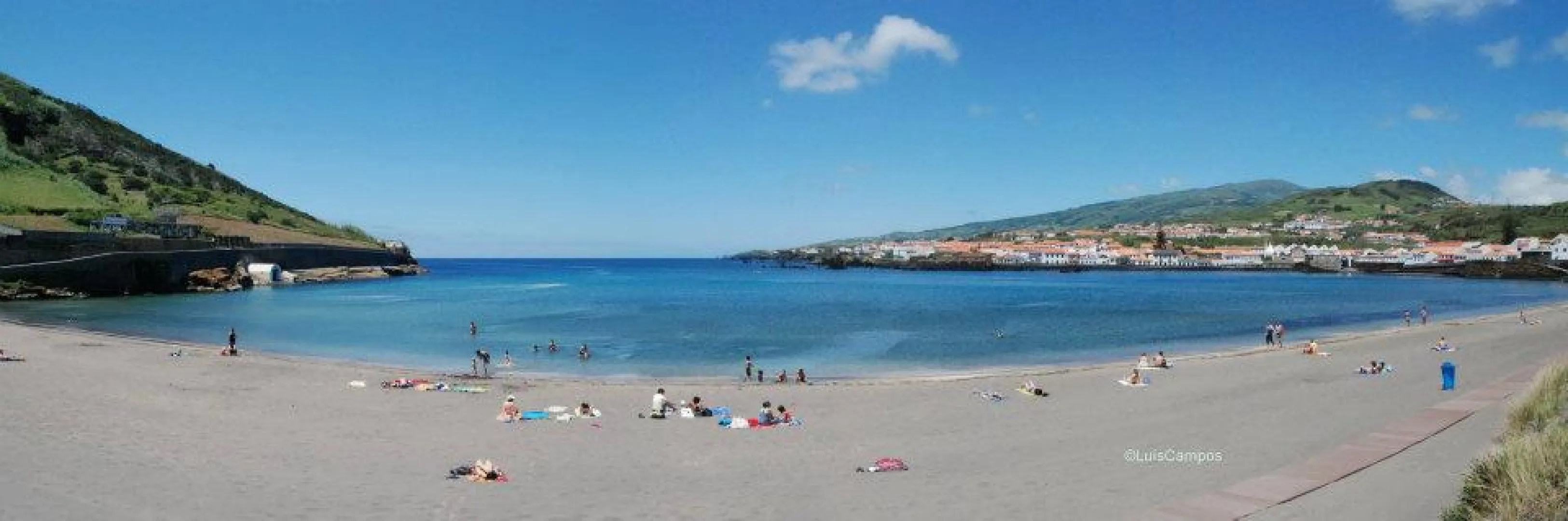 Praia de Porto Pim