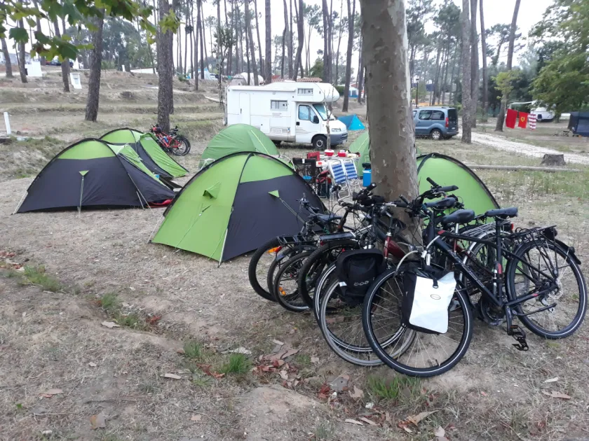 Camping junto à Praia em Portugal: Os Melhores Parques de Campismo Costeiros