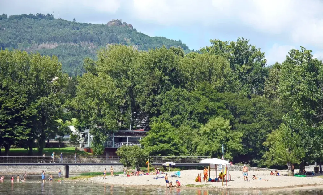 Alto Minho River Beaches: Arcos de Valdevez, Ponte da Barca & Melgaço — Complete 2026 Guide