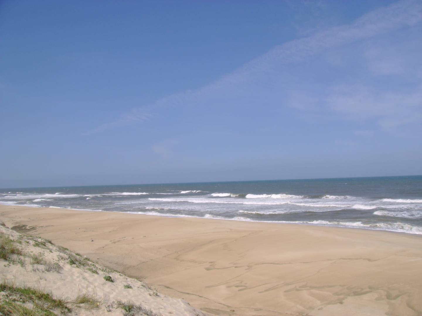 Praia das Pedras Negras